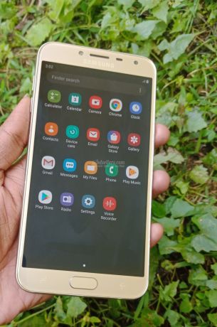 samsung-j4-big-0