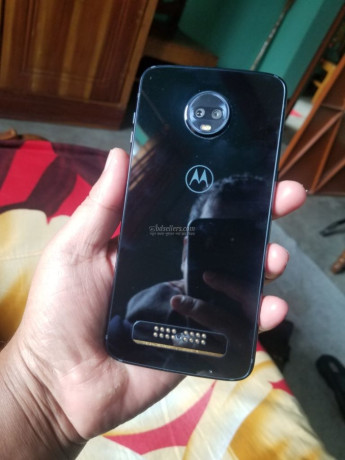 motorola-z3-play-big-2