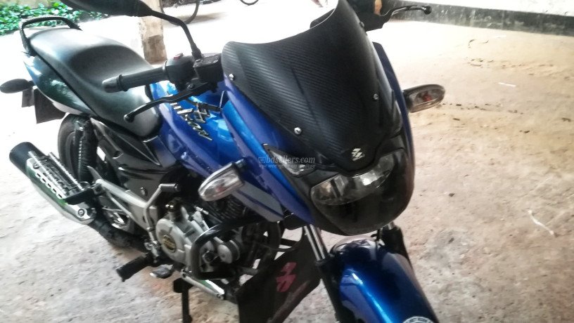 bajaj-pulsar-150-big-0