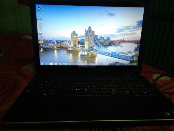 dell-latitude-core-i5-laptop-big-1