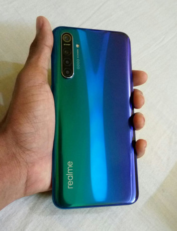 realme-xt-464-global-big-3