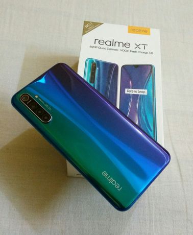 realme-xt-464-global-big-0