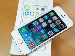 apple-iphone-5s-1632gb-box-intact-box