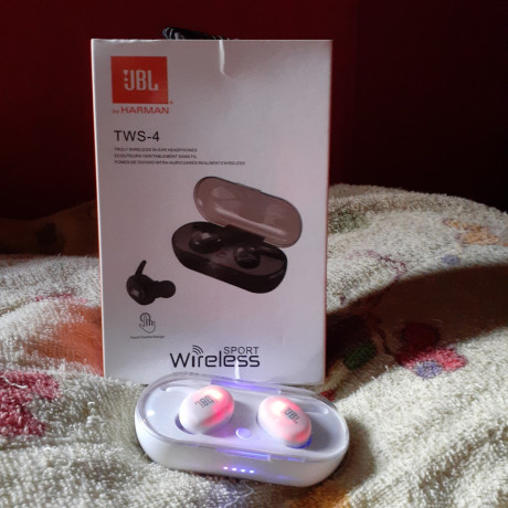 jbl-tws-4-wireless-pura-new-takar-drkar-tai-sell-kry-dichy-urgently-big-2