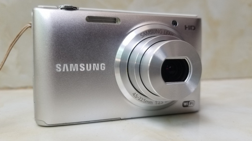 samsung-digtal-wifi-camera-big-0