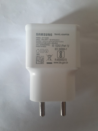 samsung-fast-charging-adapter-big-0