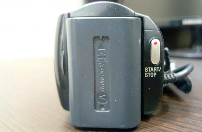 sony-hd-handycam-big-2