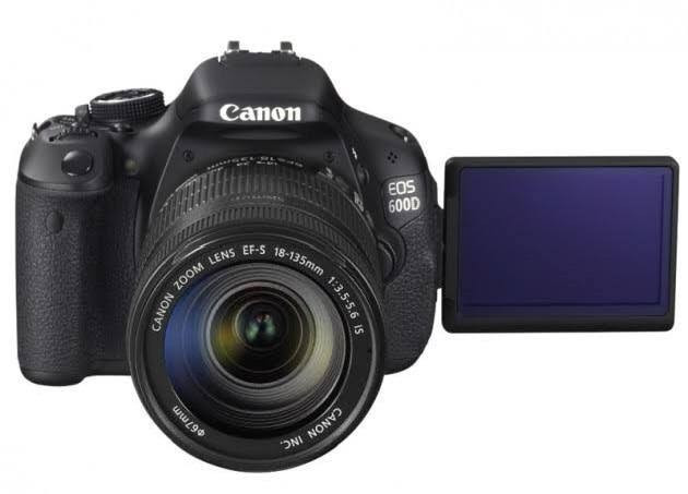 canon-600d-with-special-kit-lens-18-55mm-big-1