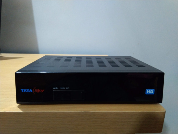 tata-sky-hd-set-top-box-big-0