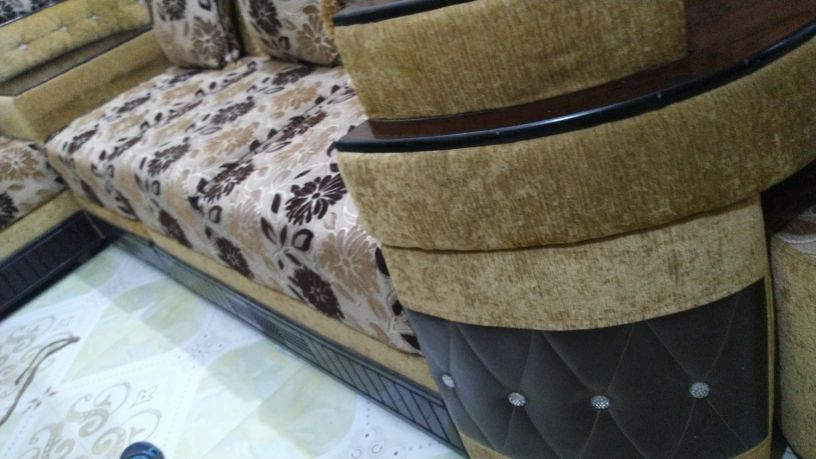 corner-sofa-crawn-furniture-big-1