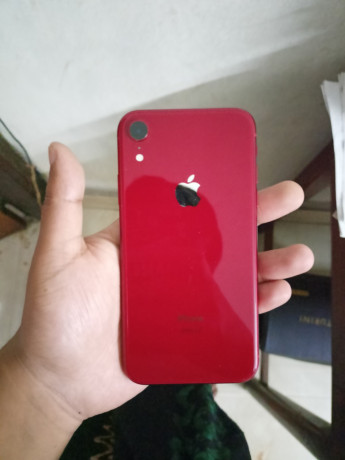 iphone-xr-big-0