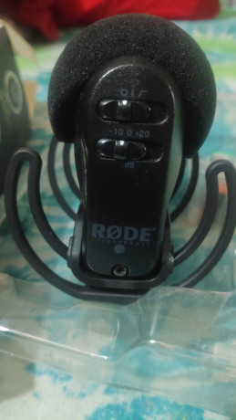 rode-mic-pro-sell-big-1