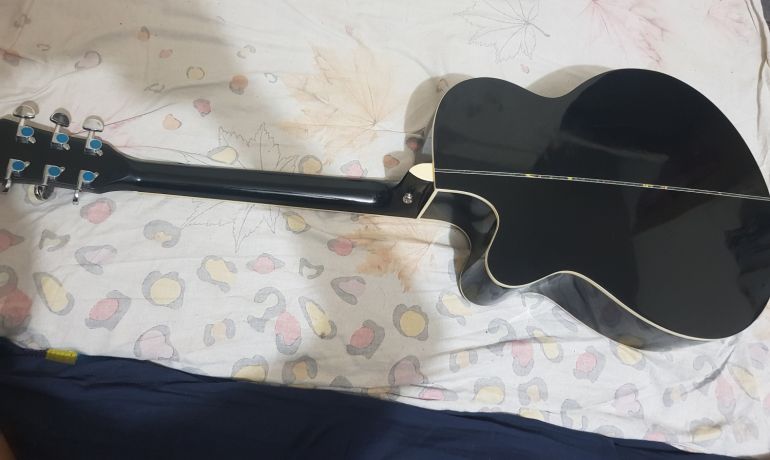 devicer-guitar-big-1