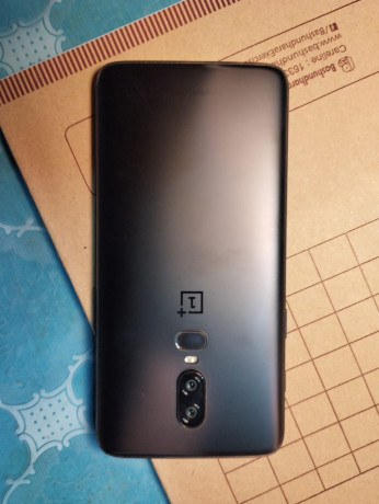 oneplus-6-8128-big-0