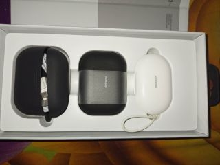 bluetooth-airpods