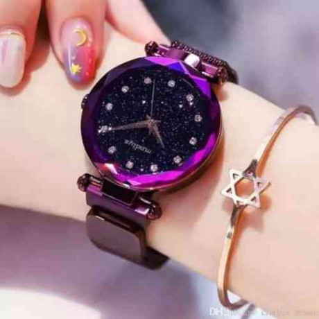 magnet-watch-for-women-big-0