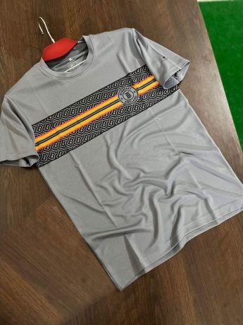 exclusive-short-sleeve-t-shirt-big-3