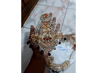 Pakistani bridal nawratan jewellery full set