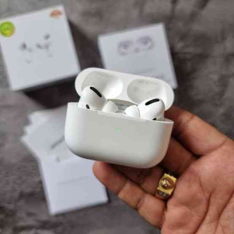 airpods-pro-2-nd-generation-with-anc-big-0