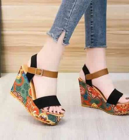 fashionable-ladies-shoes-big-0