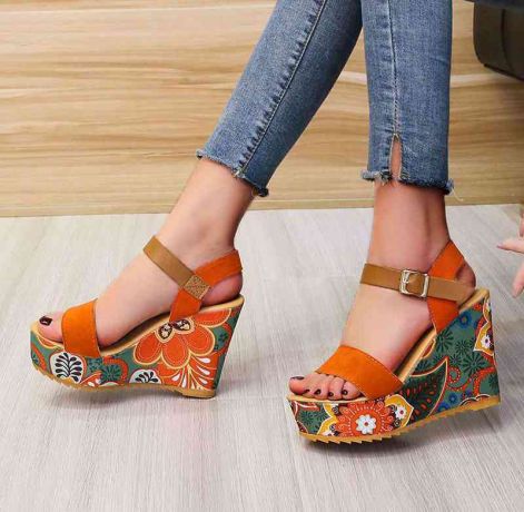 fashionable-ladies-shoes-big-1