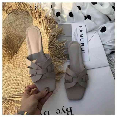 flat-sandals-big-1