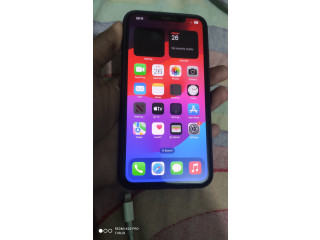 IPhone xs max 6/64 emergency tk lagbe