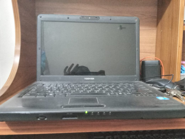 toshiba-laptop-big-0