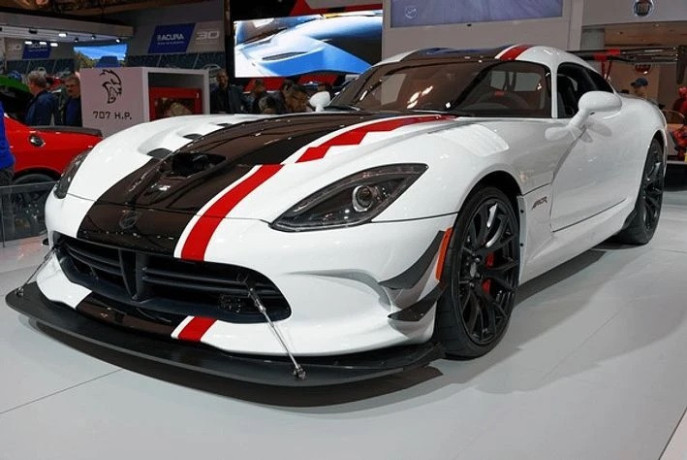 discover-dodge-viper-car-models-and-specifications-big-0