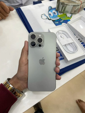 new-apple-iphone-16pro-max-dubai-master-copy-big-0