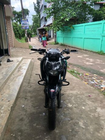 tvs-apache-4v-x-connect-big-3