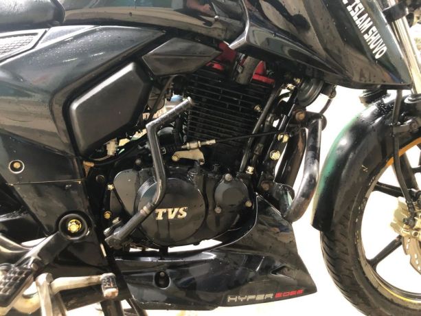 tvs-apache-4v-x-connect-big-4