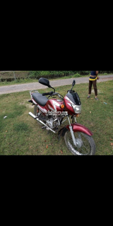 bajaj-ct-100-big-1