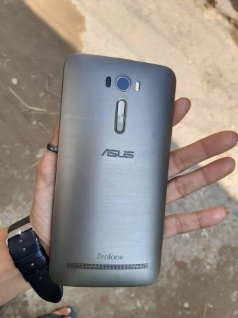 asus-zenfone-2-big-0