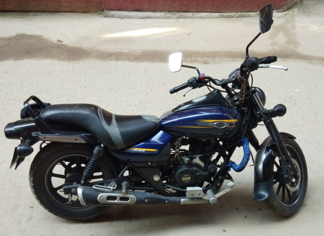 bajaj-avenger-street-150-big-0